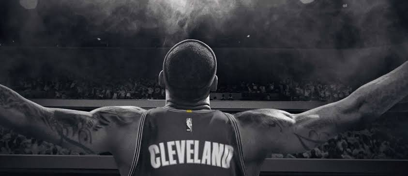 Discovery splash banner for LeBrons Trading & Middleman Marketplace Discord server