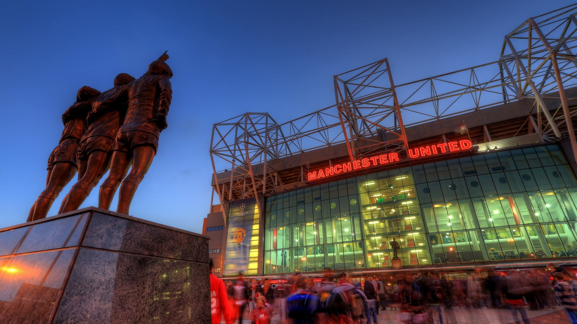 Discovery splash banner for Manchester United F.C. Discord server