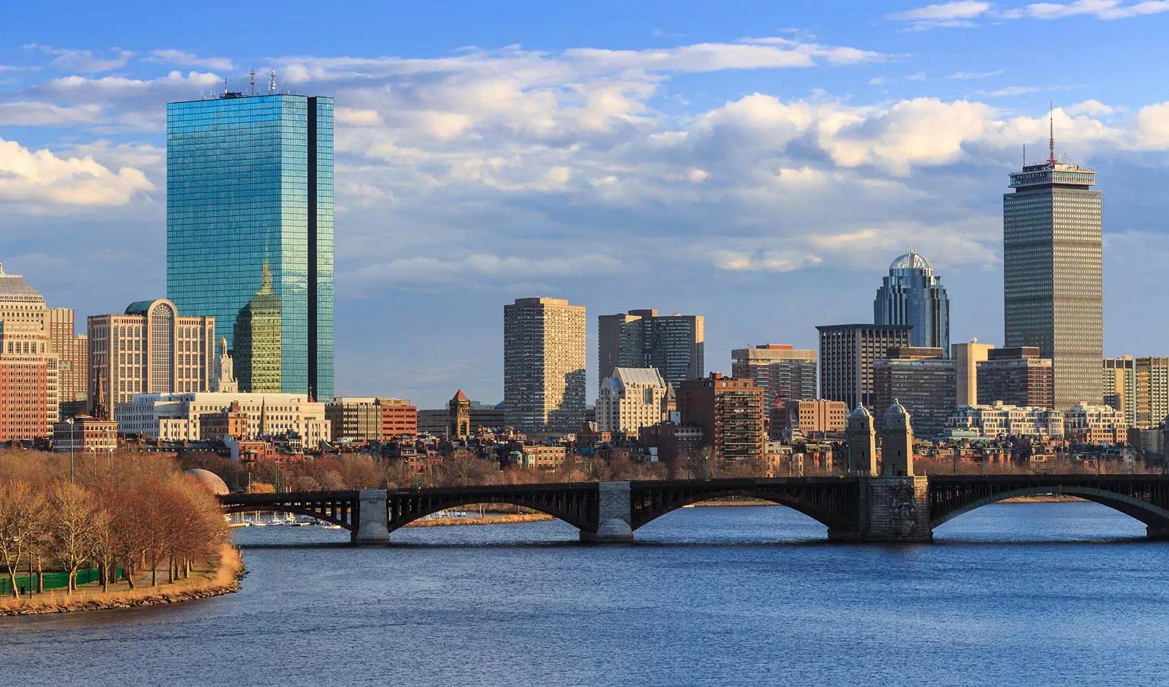 Discovery splash banner for /r/Boston Discord server