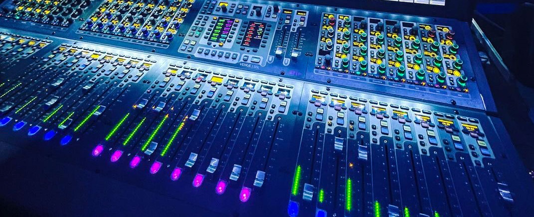 Discovery splash banner for Audio Engineering Discord server