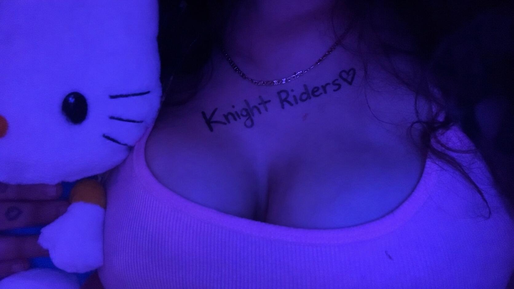 Discovery splash banner for KNIGHT RIDERS◞♡ Discord server