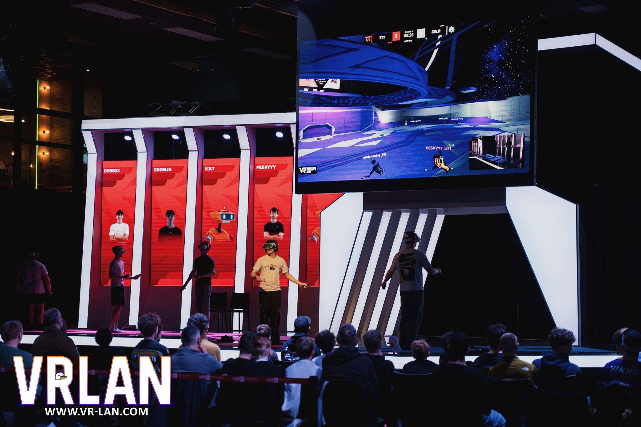 Discovery splash banner for Duckman's VRLAN Discord server